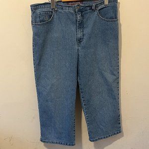 GLORIA VANDERBILT | Women's Amanda Jean Capri Blue Size 14